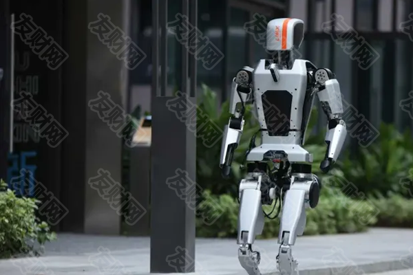 2025年04月03日:分析人士称:美国科技巨头在人形机器人上押下重注 但中国已经走在了前面